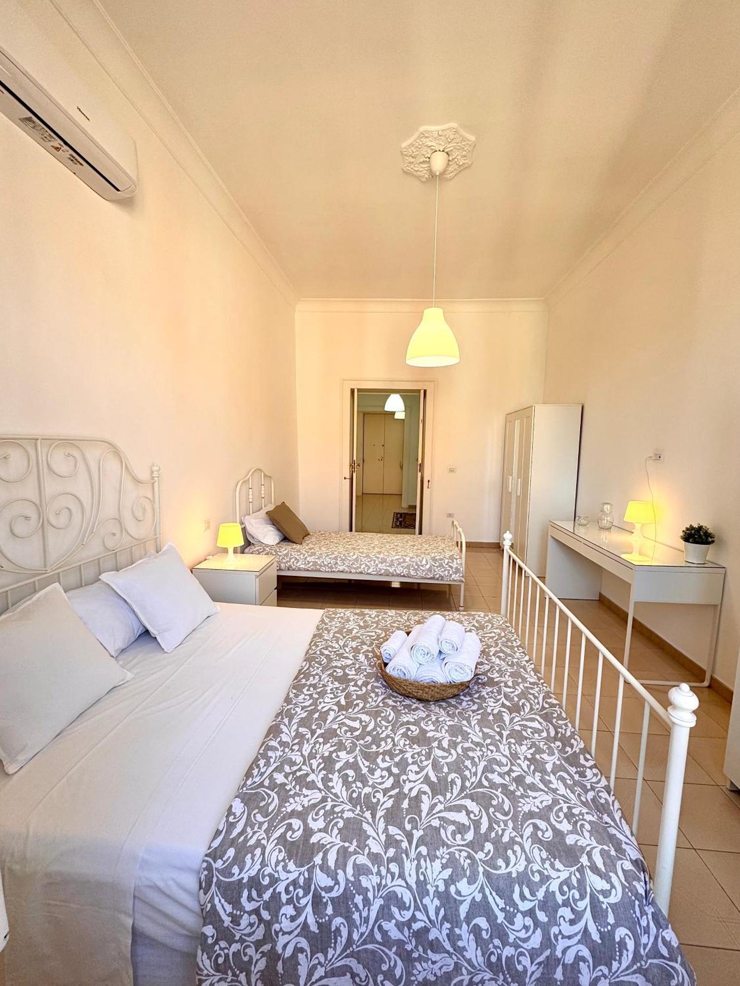 Galasso Apartments Napoli Exterior foto